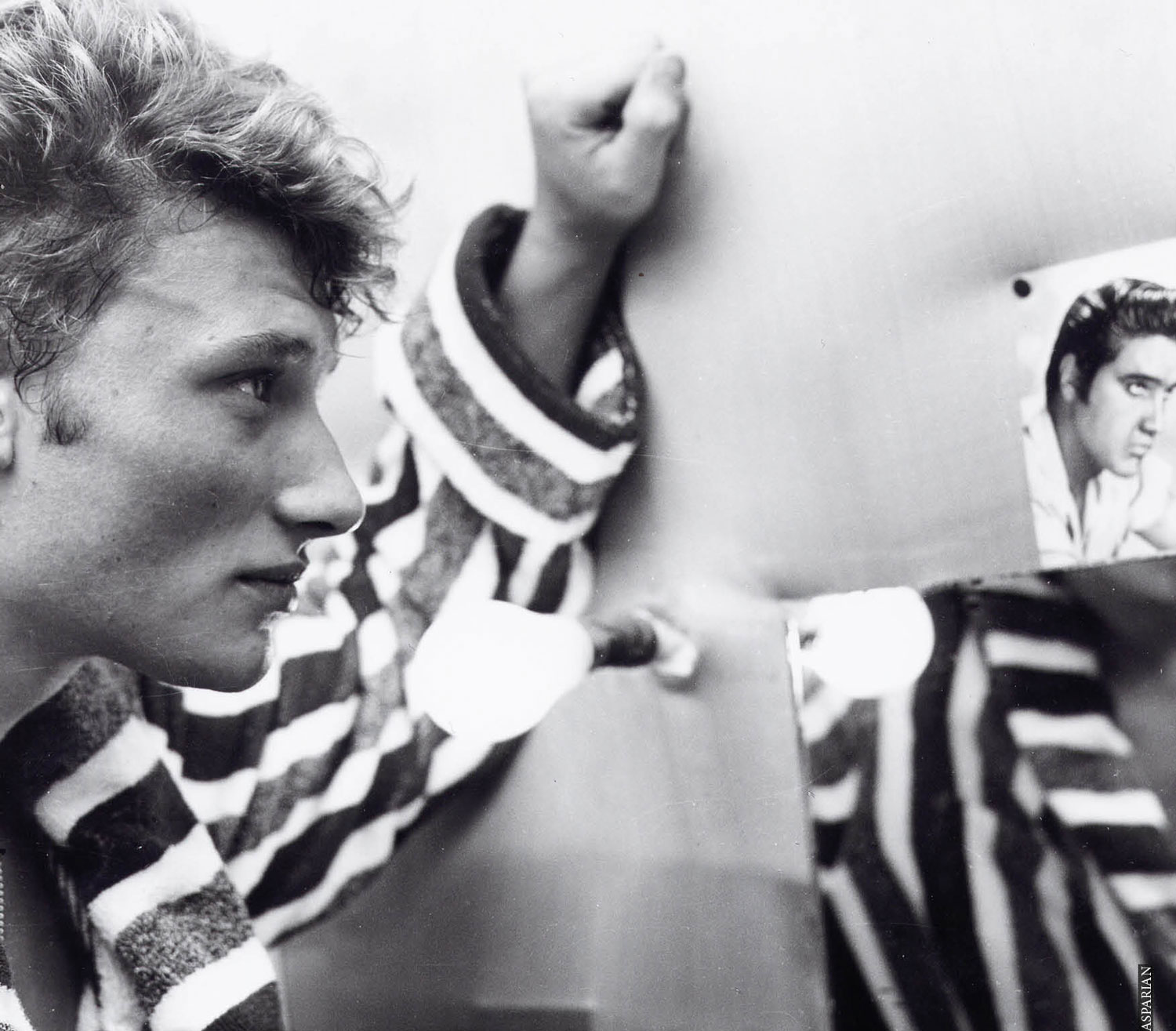 Johnny-Hallyday-Exposition-Marseille