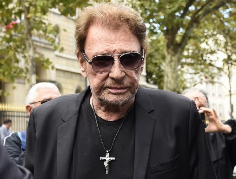 Croix collier pendentif Johnny Hallyday