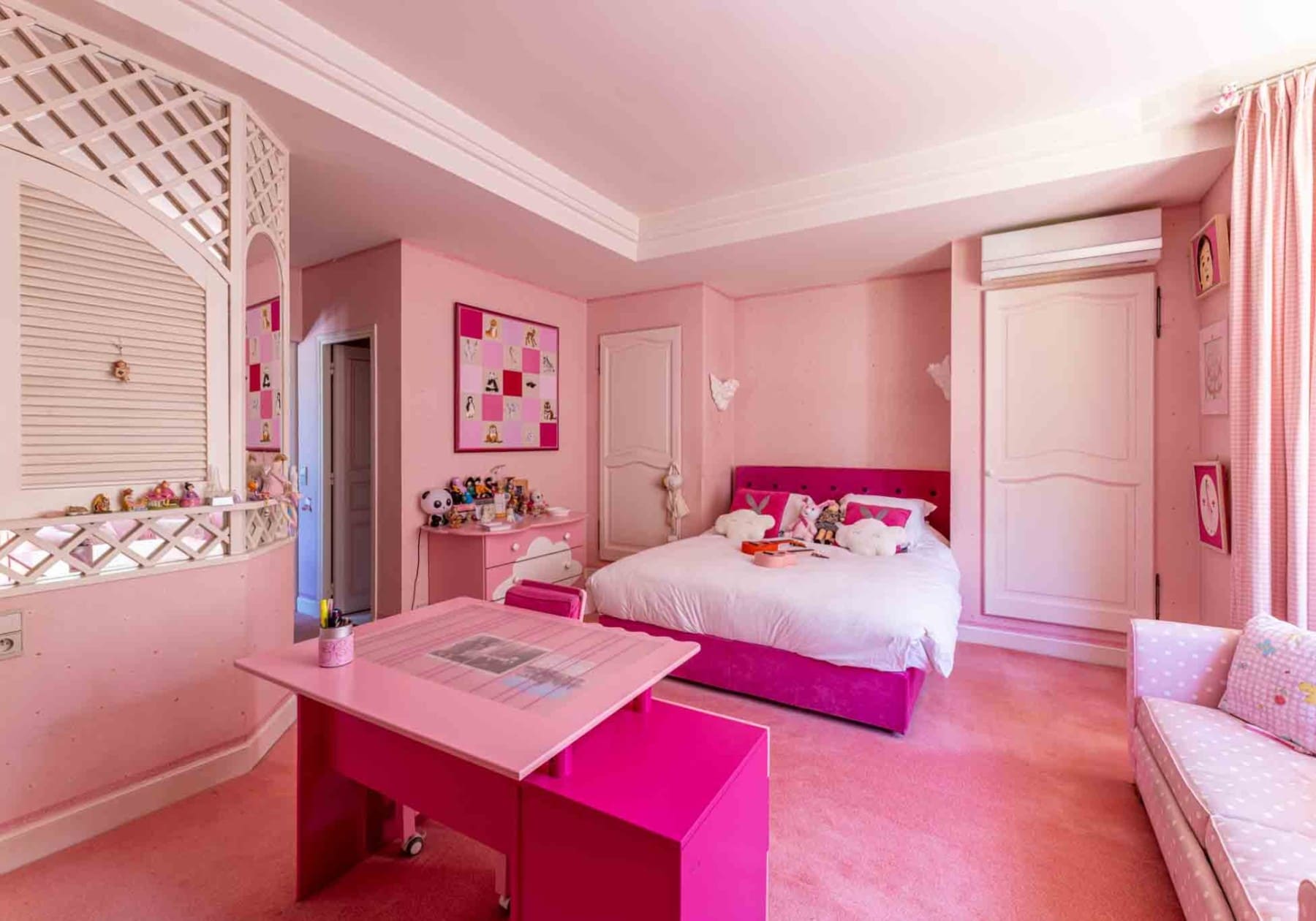 maison Johnny Hallyday Marnes-la-coquette chambre fille