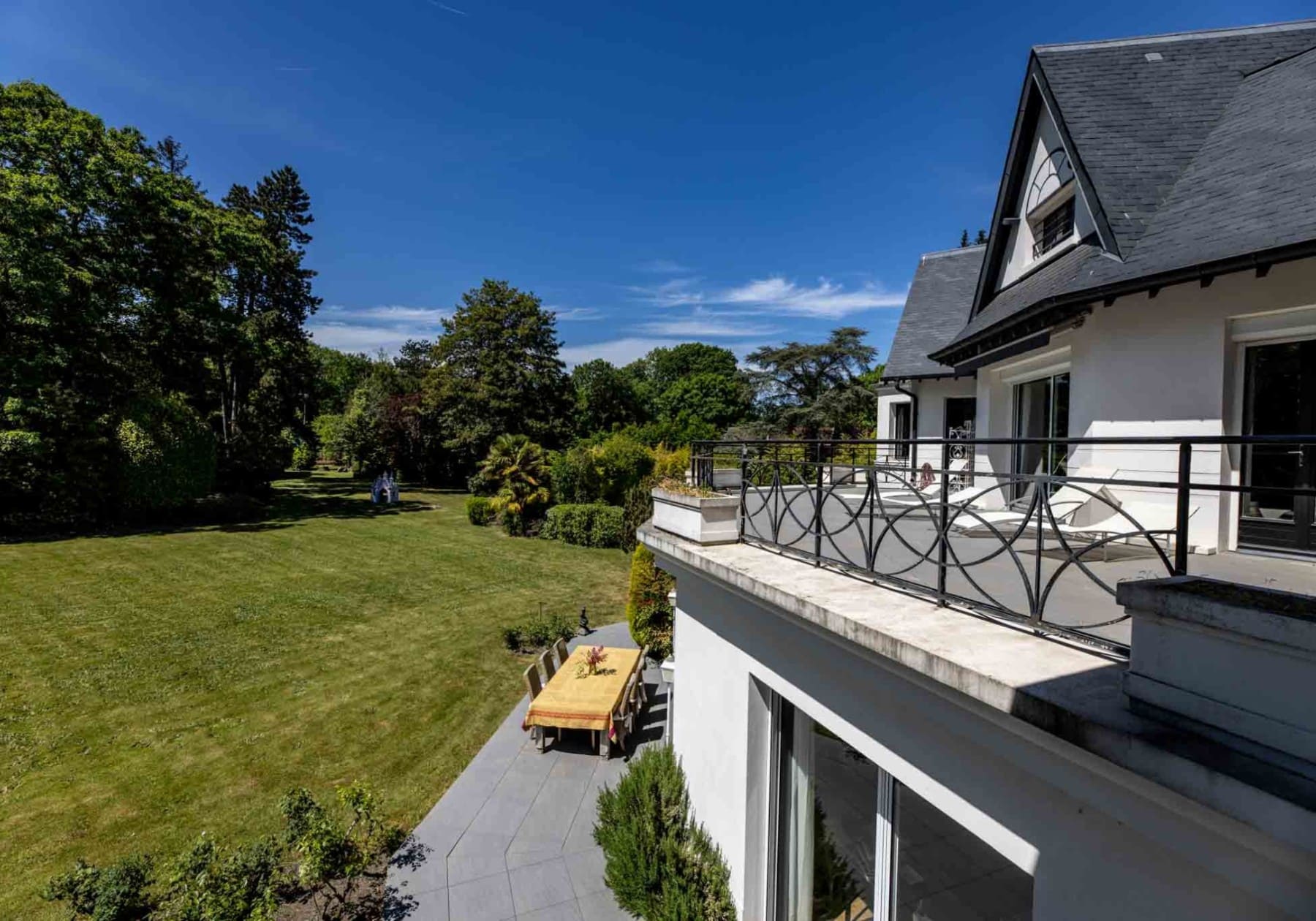 photo maison Johnny Hallyday Marnes-la-coquette
