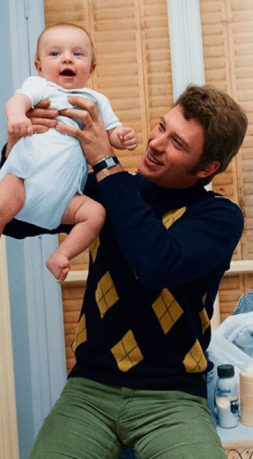 Johnny Hallyday et David Hallyday bébé